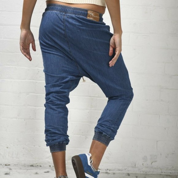 ONE TEASPOON Crop Leg SLOUCHY Denim JEANS Dallas - Picture 3 of 5